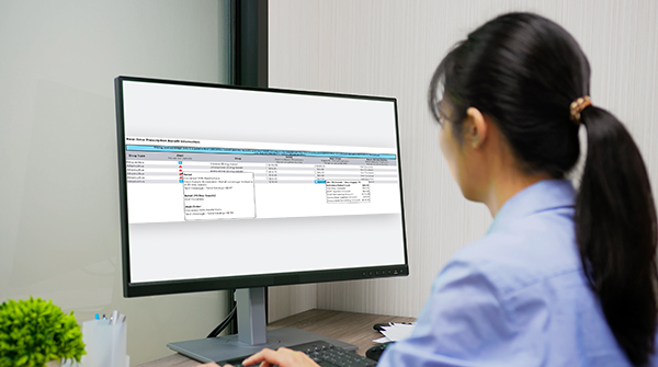 Dental practitioner using the Real-Time Prescription Benefits feature of Eaglesoft ePrescriptions